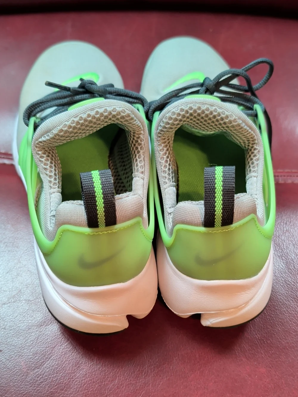 Nike Neon Green Athletic Sneakers Boy's Size 6 Y